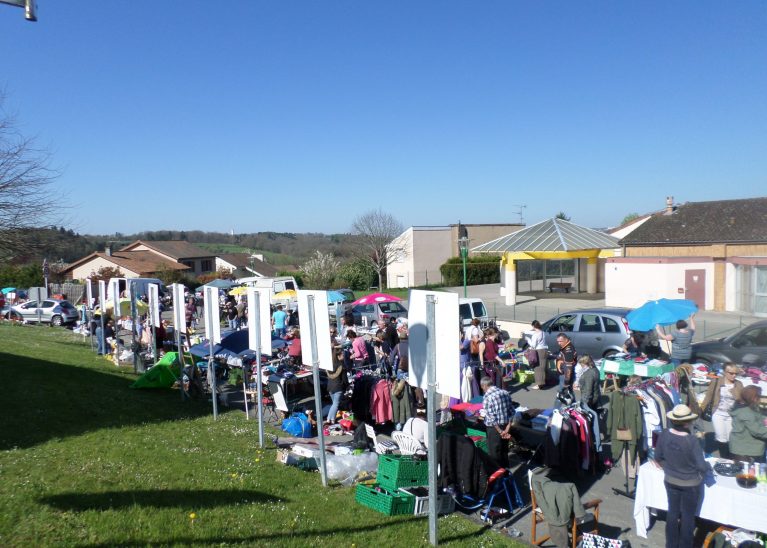 Vide-grenier le dimanche 6 juillet